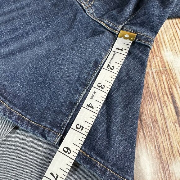 Levi's MID LENGTH SHORTS Womens Size 30 Blue Mid Rise Jean Denim 30x6 - Picture 9 of 11